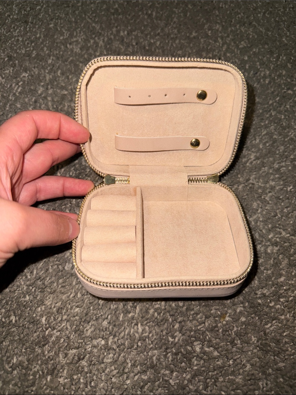 Target Small Jewelry Case in Light Beige